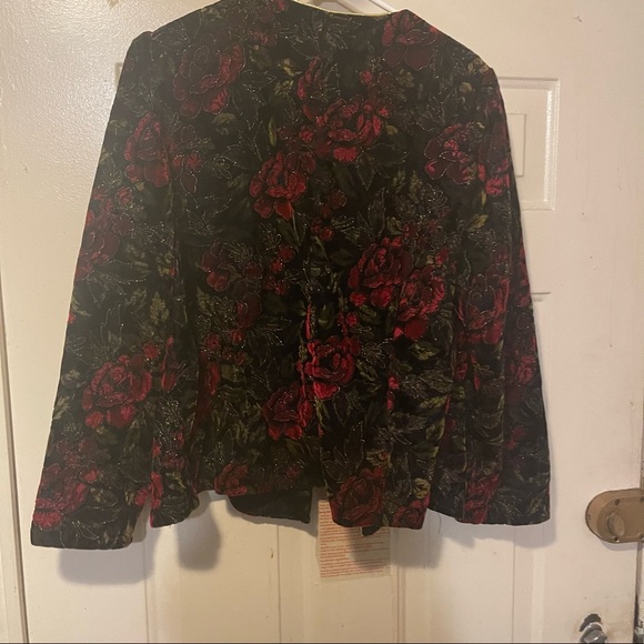 Vintage R&K Evenings Velvet Flowered Jacket - Picture 5 of 5